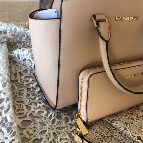 Original Michael Kors purse and wallet - Picture 3 of 8